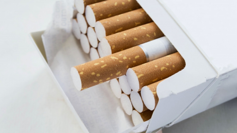 Dacă un român fumează un pachet de ţigări pe zi, câţi bani cheltuie pe ele în fiecare an? Moravurile care generează o mică avere 1 media 167937423323409300
