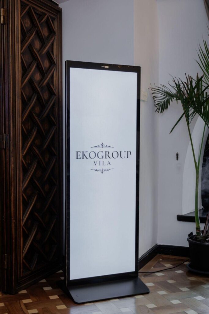 Petreceri Corporate la EkoGroup Vila: Atmosferă Istorică pentru Evenimente Elegante