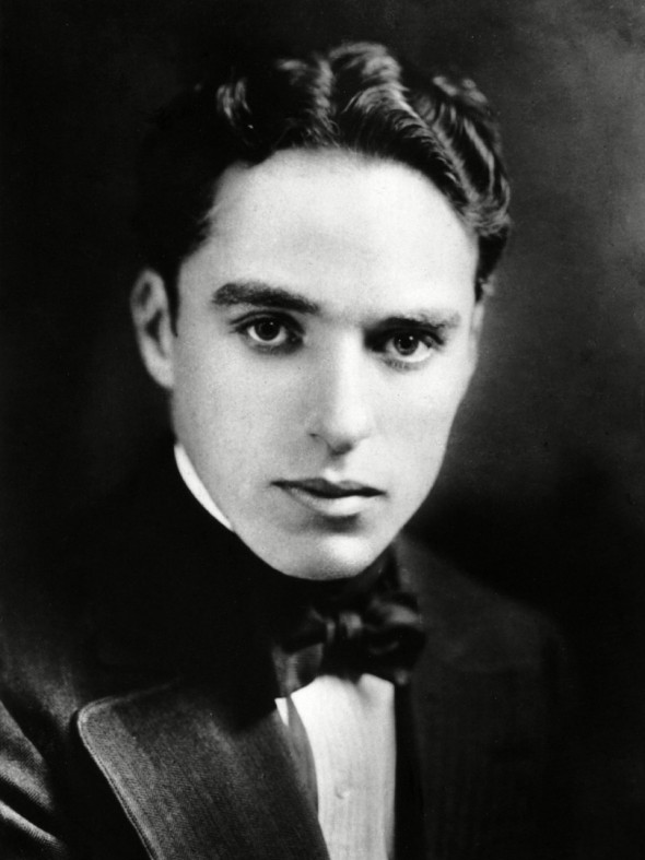 Viața lui Charlie Chaplin. S-a căsătorit de 4 ori, cu femei mult mai tinere. Câți copii a avut cunoscutul star de cinema 5 Charlie Chaplin