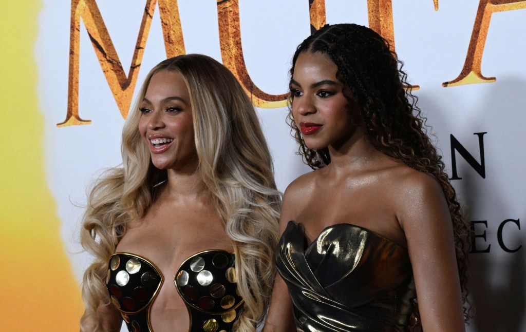 FOTO Beyoncé și Jay-Z, apariție rară pe covorul roșu cu fiica lor de 12 ani, pentru unul dintre cele mai așteptate filme ale sfârșitului de an 1 profimedia 0944947265