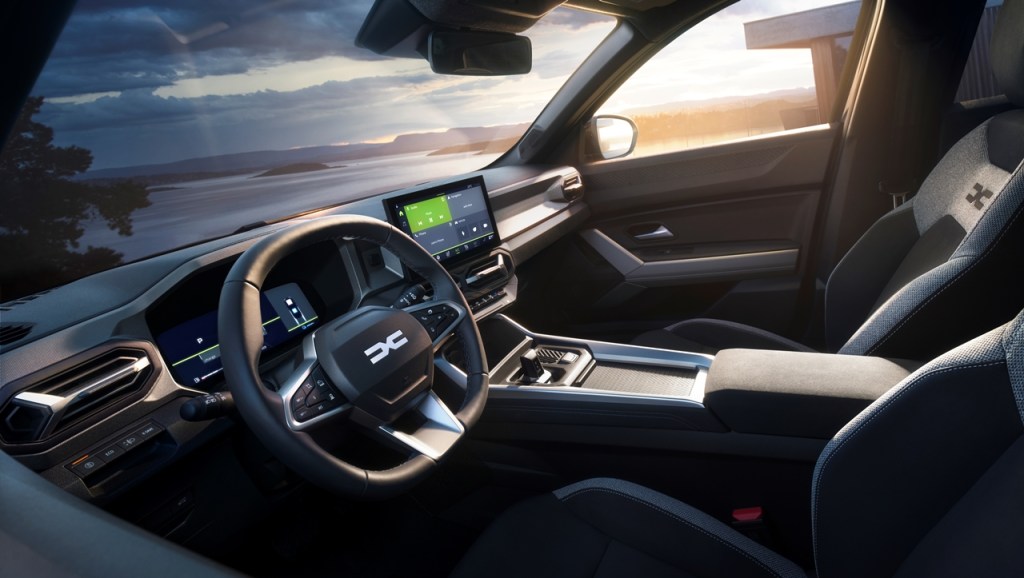 Dacia Bigster, cel mai nou model al mărcii, ajunge în primăvară la primii clienți: „Bigster nu este doar un Duster mai mare. Aducem lucruri pe care Dacia nu le-a mai avut pe mașini” 1 Dacia Bigster Journey interior 1