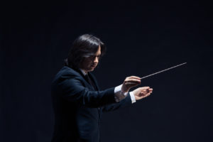 Dirijorul Gabriel Bebeșelea și violonistul Valentin Șerban invitați la Sala Radio 1 Gabriel Bebeselea 2 m foto Ionut Macri.JPG 300x200 1