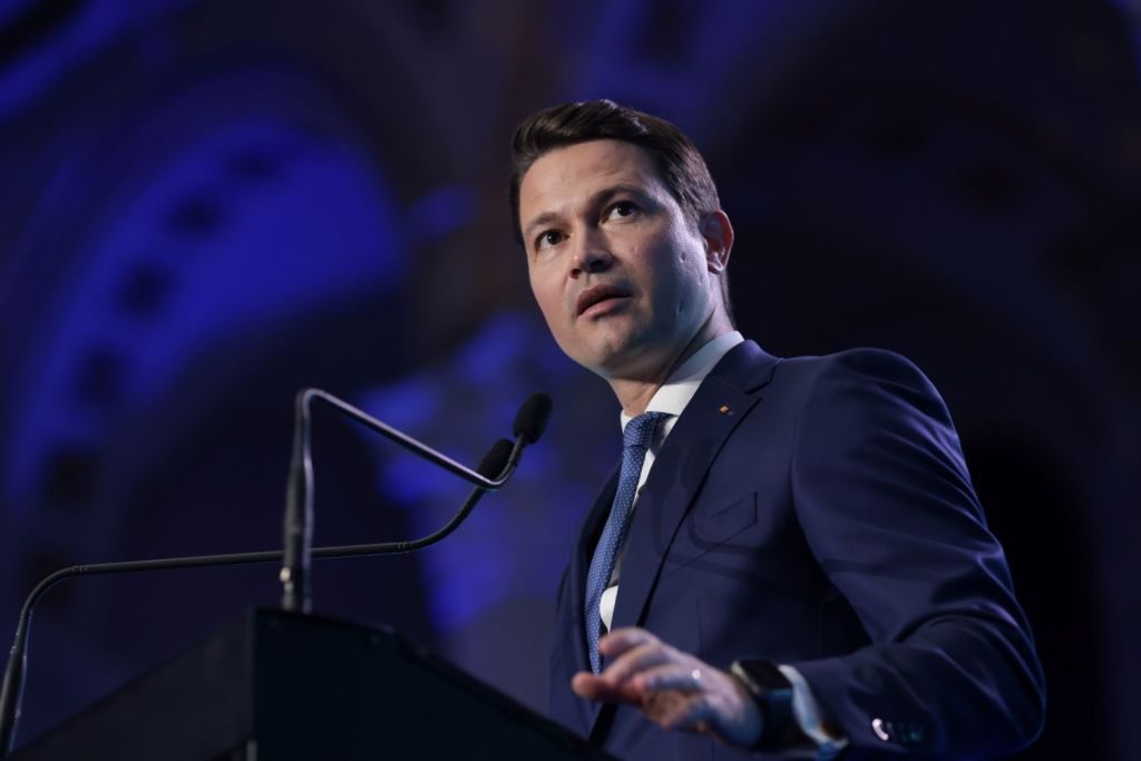 Primele reacții după desecretizarea cheltuielilor cu zborurile lui Iohannis. Lider PNL: „O enormă, enormă, bătaie de joc” / „Vai de capul meu” 1 Robert Sighiartau