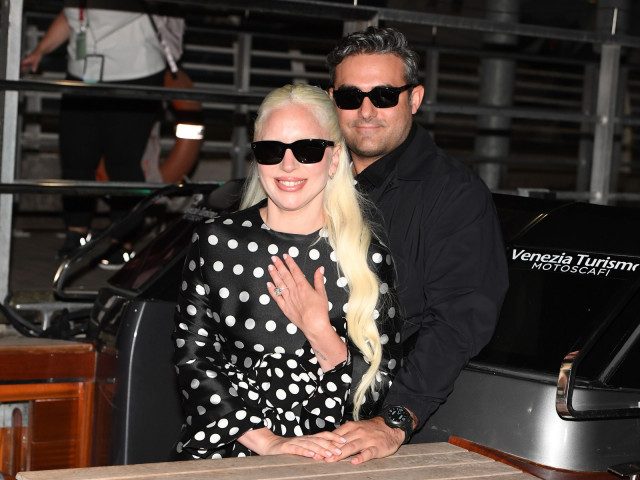 Lady Gaga și cererea neobișnuită în căsătorie: un fir de iarbă în loc de inel de diamant