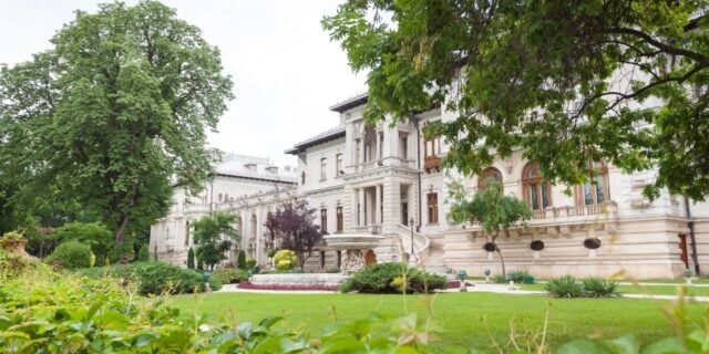 Descoperă Tehnologia Alegerilor la Palatul Cotroceni în Weekend