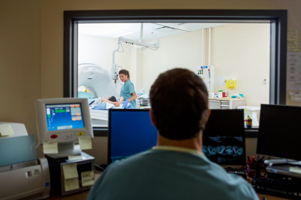 Cifrele șocante din spatele studiului despre Sănătatea românească: hemodializa (89%), radioterapia (80%) și investigațiile PET-CT (90%) sunt aproape în întregime privatizate 1 Scanner PET-CT. Fotografie ilustrativă / Hotnews