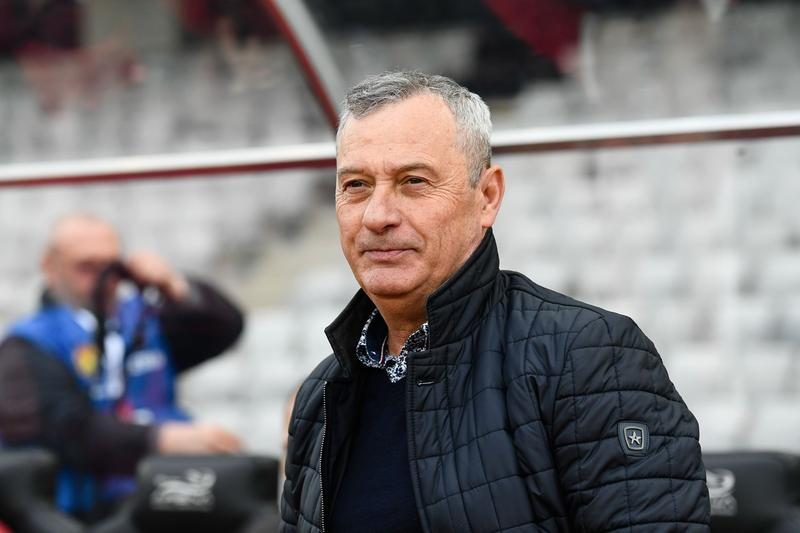 Planuri ambițioase pentru viitorul echipei UTA Arad: Mircea Rednic rămâne antrenor
