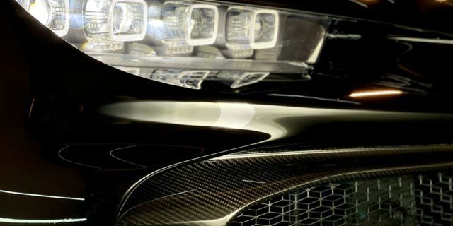 Uniunea Europeană ia în considerare interzicerea fibrei de carbon în industria auto pentru a proteja mediul