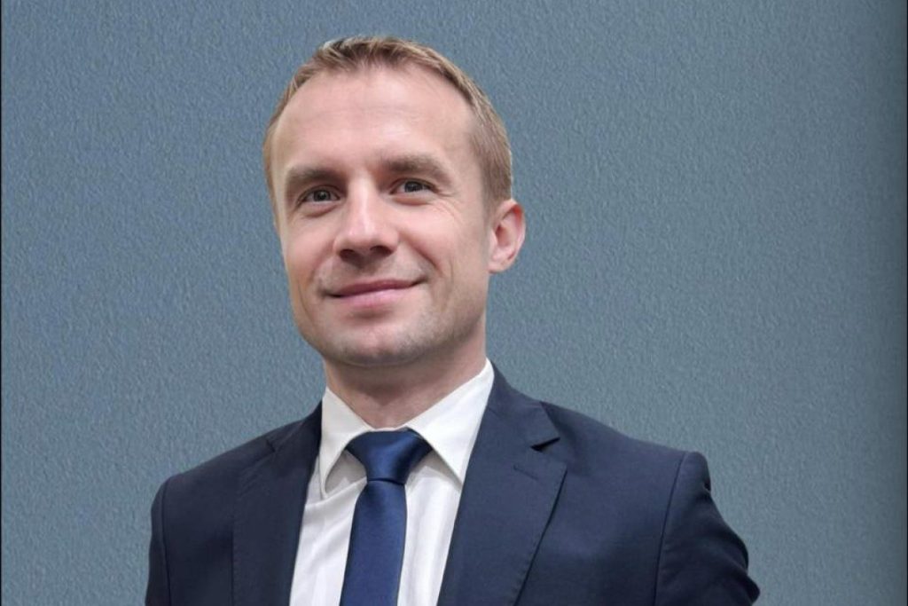 Ioan Silviu Suciu: De la Sibiu la aur european, parcursul unui gimnast de elită, 2004