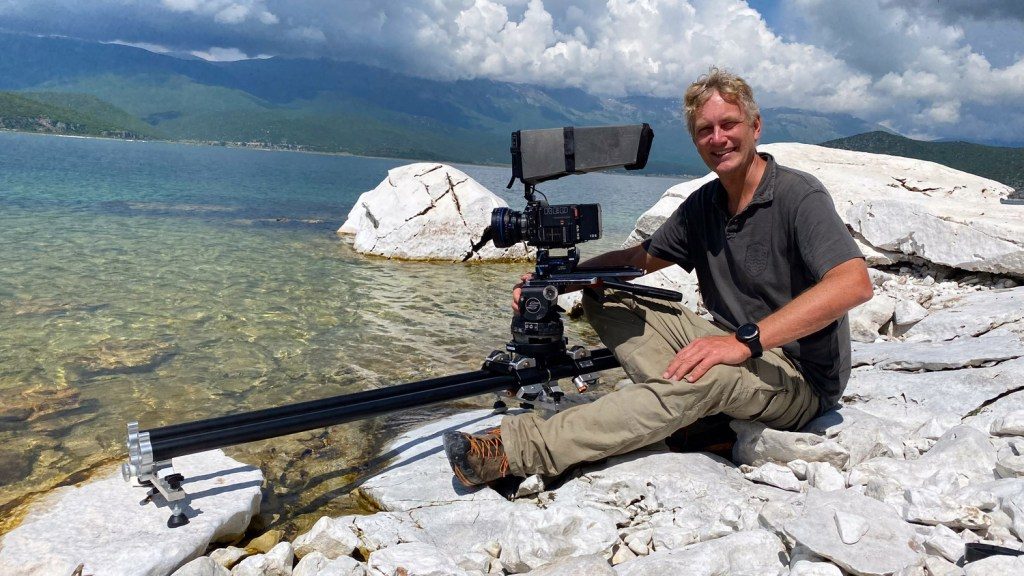 INTERVIU. „Am filmat cum furnicile atacă ursoaica, un fel de metaforă de tipul David versus Goliath”. Ce spune despre România regizorul celui mai amplu documentar care prezintă natura din Europa 1 Christian Baumeister 1 Nordmazedonien Snake Island