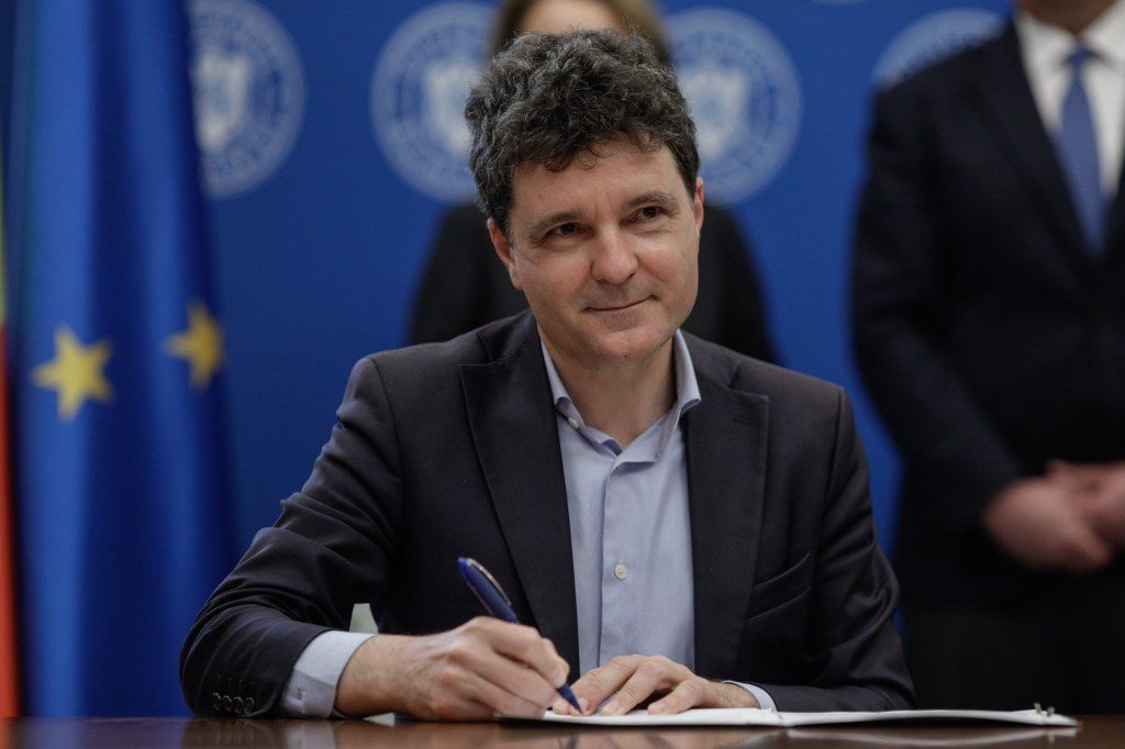 Nicușor Dan, în clădirea Guvernului. Inquam Photos / Octav Ganea