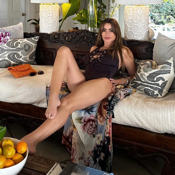 Sofia Vergara, siluetă de invidiat în costum de baie: "Vara nu e pregătită pentru tine". Ședință foto improvizată în casa ei de lux 1 sofia vergara (1)