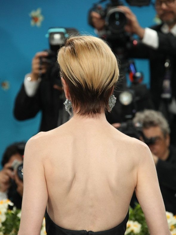 Nicole Kidman, cu părul scurt la Met Gala 2025, în cea mai curajoasă transformare de imagine. „Uluitoare!” 1 Met Gala 2025, Superfine: Tailoring Black Style, Arrivals, The Metropolitan Museum of Art, New York, USA - 05 May 2025