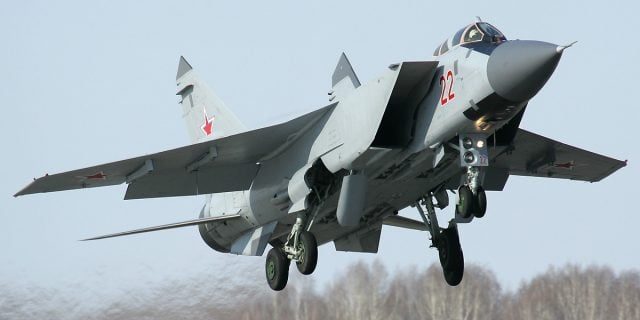 MiG-31: Reînvierea unui Gigant Tehnologic și Racheta Aer-Aer cu cea Mai Lungă Rază de Acțiune din Lume