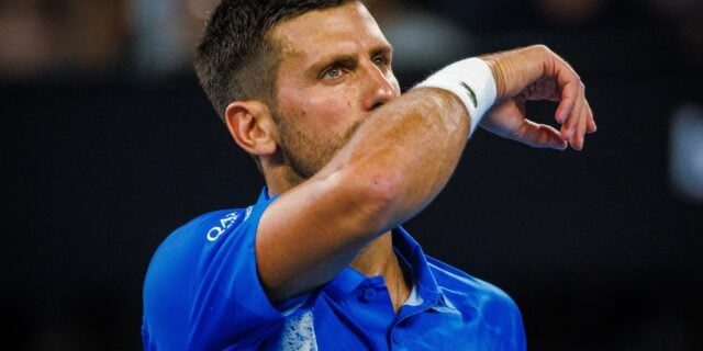 Novak Djokovic - Un Campion Incontestabil, dar Mediocritatea Comparativă cu Federer și Nadal