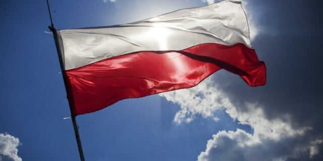 Polonia își întărește apărarea civilă și implementează noi reguli de evacuare în situații de urgență