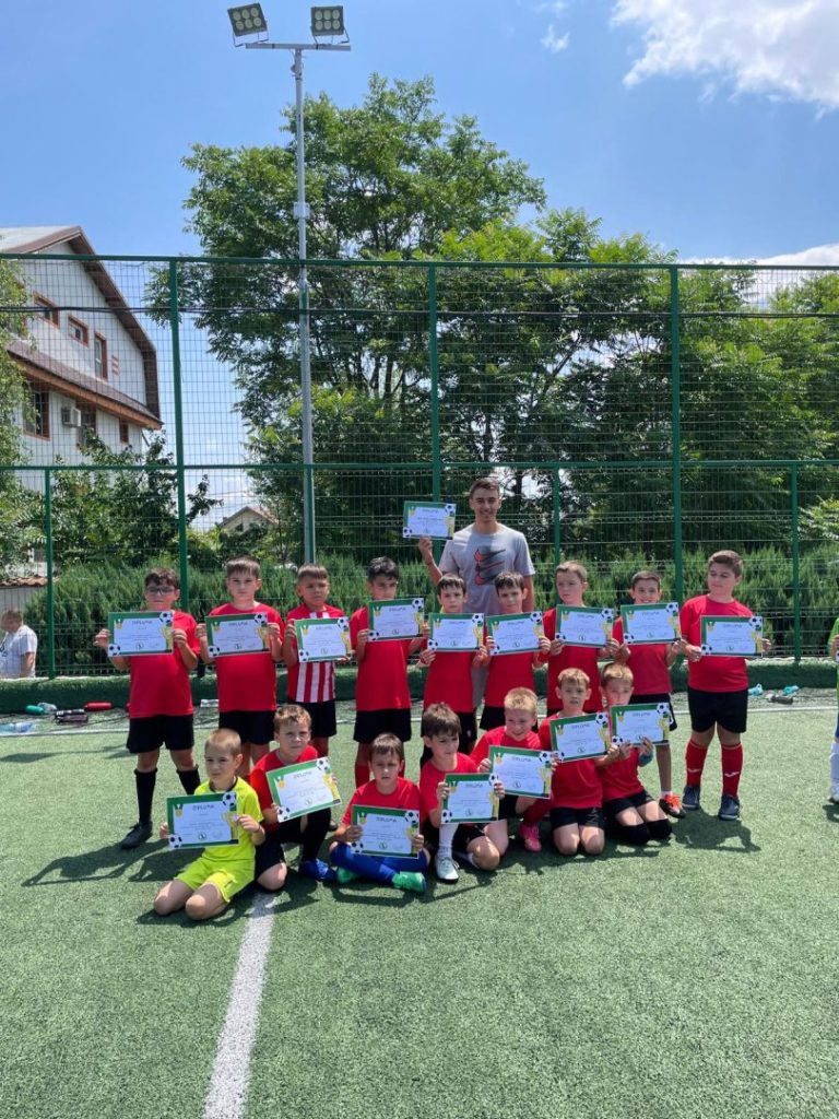 Dumitru Eduard Andrei, antrenor la ACS Sud Dobroești, grupa de copii 2018–2019: de la visul copilăriei la misiunea formării unei noi generații