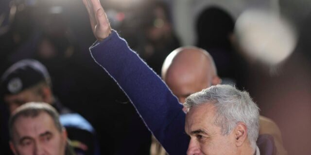 Călin Georgescu, apel la Trump pentru a-l salva: România în fața unui scandal politic major