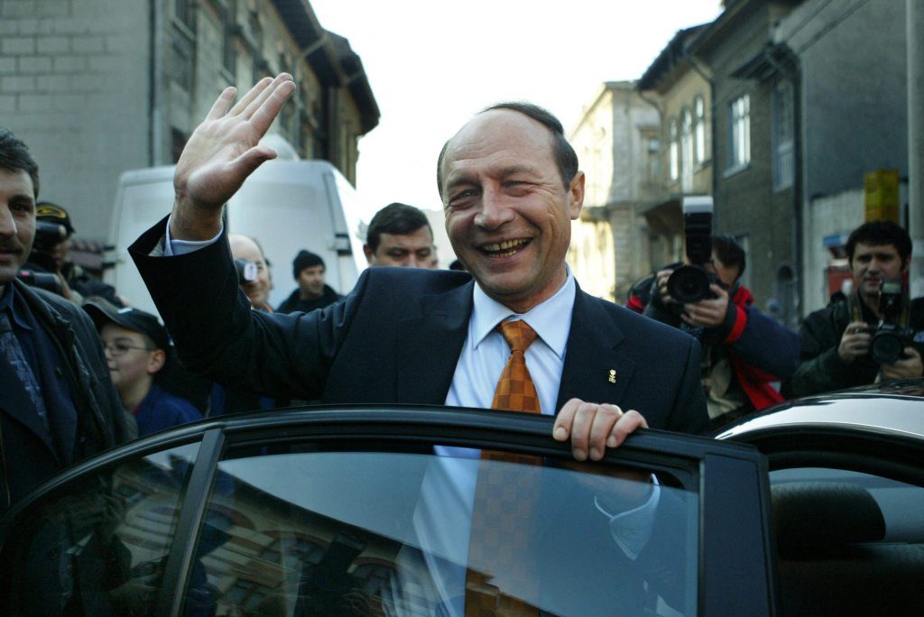 Nicușor Dan, primul președinte al României dat de generația „decrețeilor”: „ambițioșii logici”. Căror generații le aparțin ceilalți șefi de stat de după 89, de la „comuniștii activi și devotați” la „cei neimplicați” 3 profimedia 0016018520 2