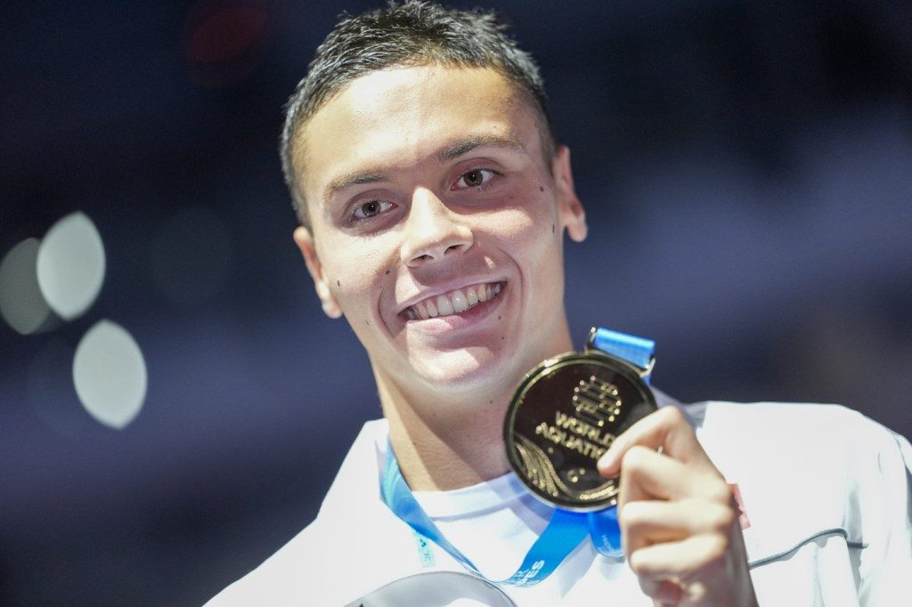 David Popovici, dublă aur la Mondialele din Singapore: la ce oră înoată în finala probei de 100 metri liber și cine transmite
