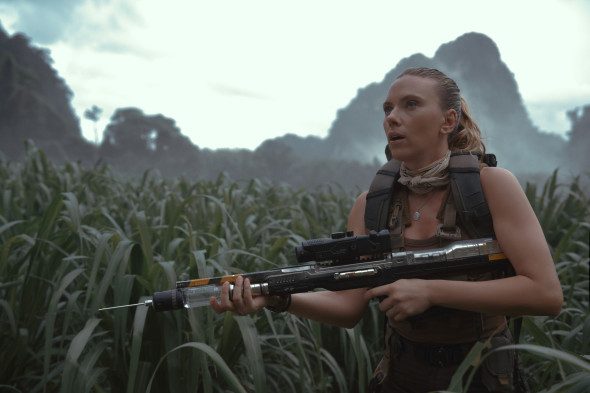 Scarlett Johansson a devenit cel mai profitabil star din istoria Hollywoodului. A depășit doi actori cu mult mai multe filme la activ 1 Scarlett Johansson (2)