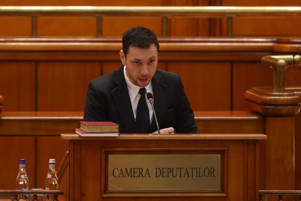Topul deputaților chiulangii. Un fost premier are cele mai multe absențe nemotivate / Clasamentul este dominat de parlamentari AUR 2 oancea