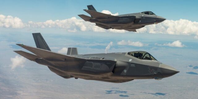 Parlamentul elvețian deschide o anchetă în scandalul legat de achiziționarea de avioane F-35