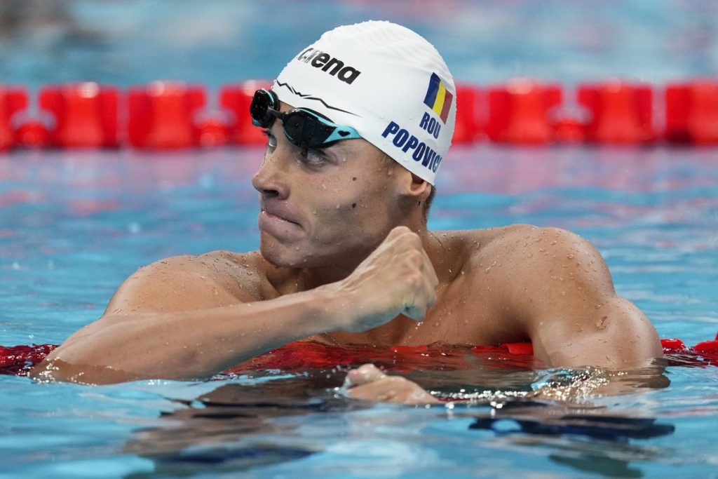 David Popovici se califică în semifinalele la 100 m liber la Campionatul Mondial de Natație din Singapore