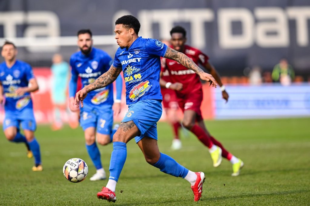 Echipa de fotbal FC Buzău se desființează după retrogradare