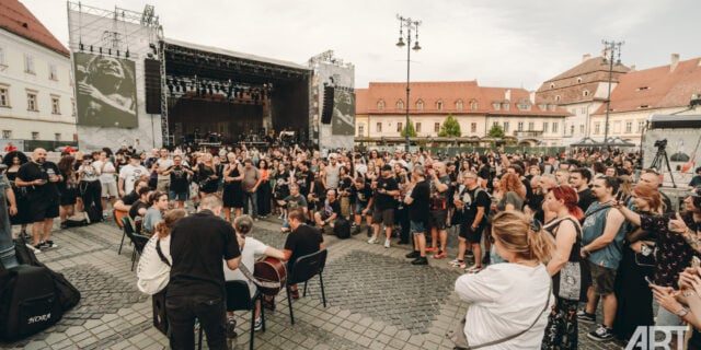 Transformând viitorul muzicii rock: ARTmania și Rock Talk - o alianță pentru tinerele talente