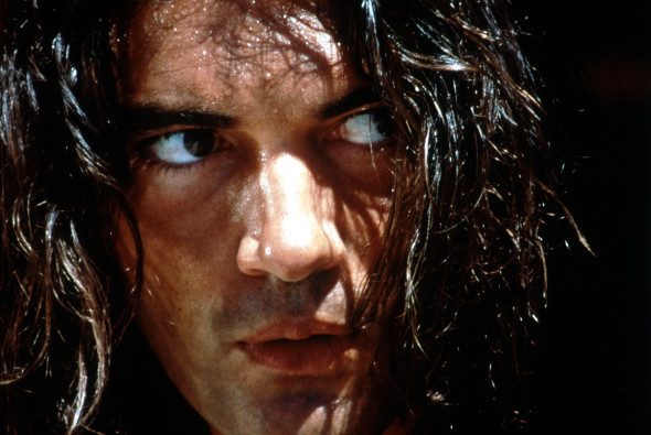Top 10 filme cu Antonio Banderas. Cum arăta în urmă cu 30 de ani când cucerea inimile a milioane de fani cu rolul din „Desperado” 2 Desperado (1995)
