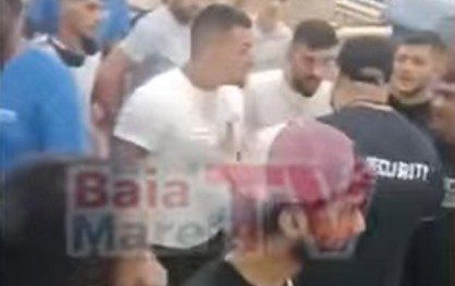 Conflict între muncitorii români și nepalezi la o fabrică din Baia Mare