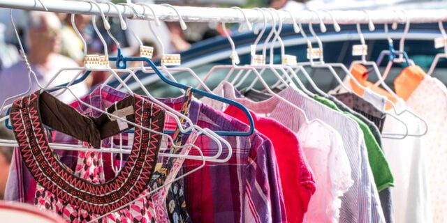 Fast fashion în China: Cum muncitorii se luptă cu epuizarea și incertitudinea