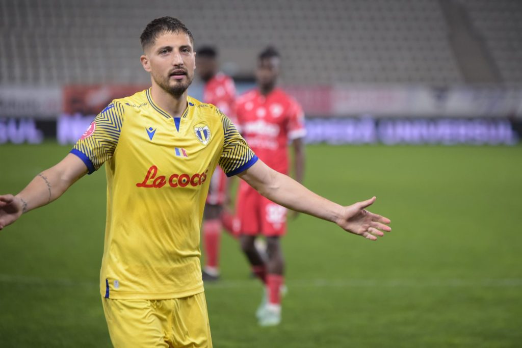 Gheorghe Grozav semnează pentru încă doi ani cu FC Petrolul Ploiești