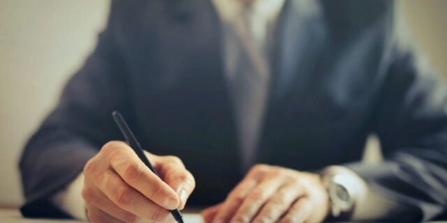 ### Ministrul Finanțelor Propune Schimbări Radicale pentru Combaterea Firmelor-Fantomă