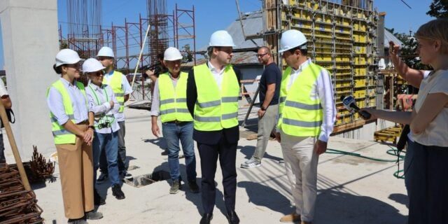 Ministrul Sănătății, Alexandru Rogobete, impresionat de progresul șantierului spitalului modern de la Tecuci