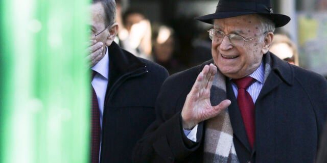Starea critică a sănătății lui Ion Iliescu: lupta împotriva cancerului de plămâni