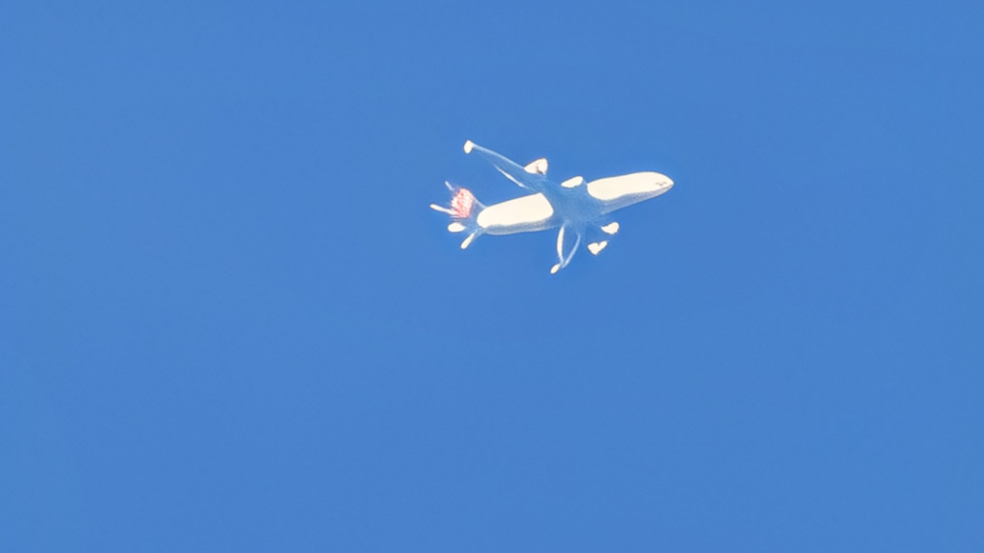 PXL 20250827 123223852.BURST 01