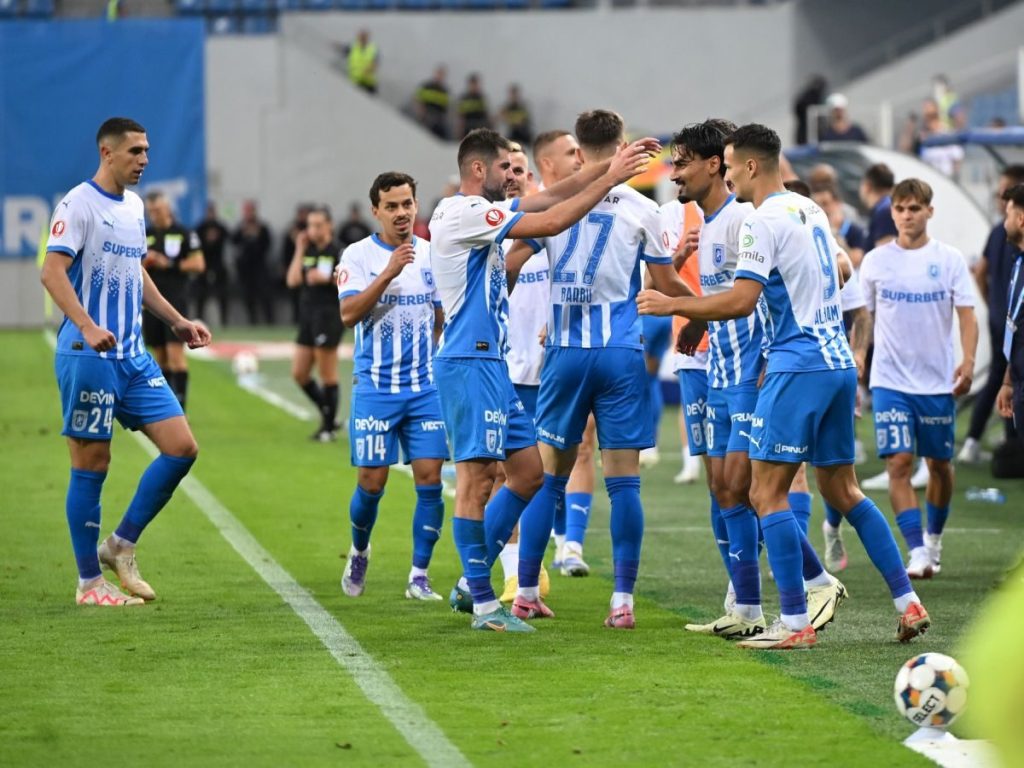 Universitatea Craiova și Dinamo se întâlnesc într-un meci decisiv pentru SuperLiga