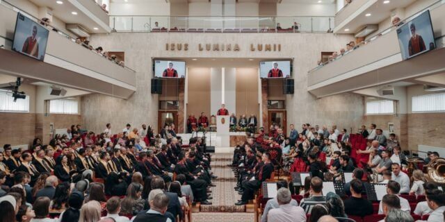 Petitie pentru susținerea profesorului Emanuel Conțac împotriva excluderii de la Institutul Teologic Penticostal