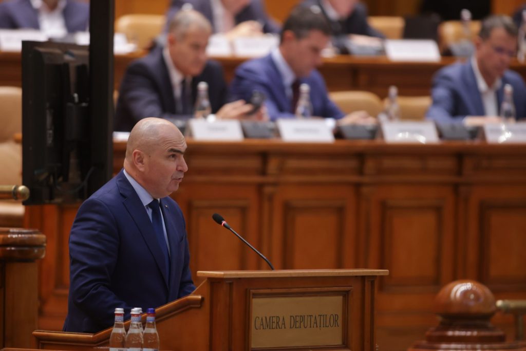 Scandal în Senat: Moțiunile Simple ale Opoziției și Atacurile la Adresa Guvernului