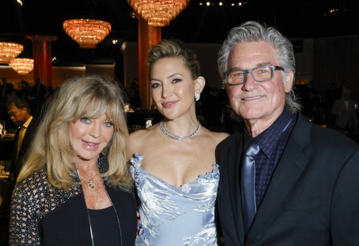 Goldie Hawn va împlini 80 de ani! Fiul ei, Oliver Hudson, a spus cum își va petrece ziua: „Asta e dorința ei!” 1 MjQ0MDM5NWNmNDYwMzMwYjk3ZDM3YjZkNWI2YTE5.thumb