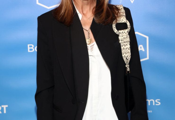 Lori Loughlin, vedeta filmelor de Crăciun, s-a despărțit de soț după 28 de ani. Ce spunea despre scandalul în care au fost implicați 2 ODhjOGJmZGZkY2QwYzUyMDdlMTliMTVhOGZiNw.thumb