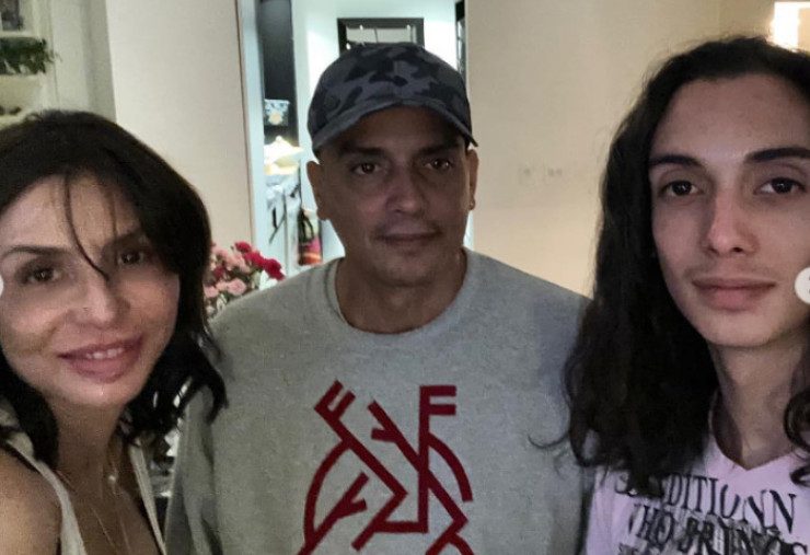 Robert De Niro, dezvăluiri rare despre eforturile pe care le face ca să fie un tată bun: „Familia e complexă!” Actorul are șapte copii 1 YjNlNTE4MjhlODI1ODYzYmQ0NWFhNmU4YjMzODQ4MA.thumb