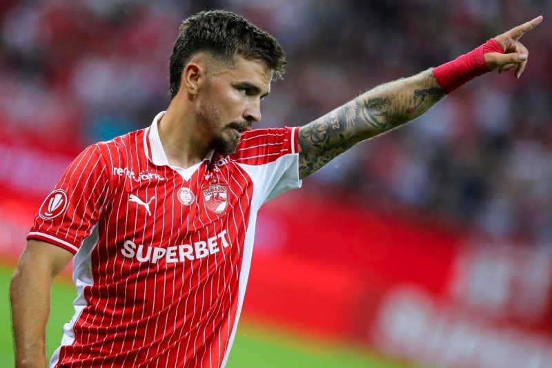 Critici după victoria lui Dinamo pe terenul de la Clinceni: "Condiții de joc extrem de dificile"