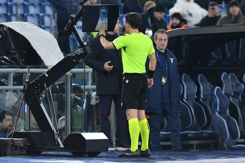 Dinamo propune o revoluție în sistemul VAR din SuperLiga: Arbitraj transparent și explicații pentru decizii