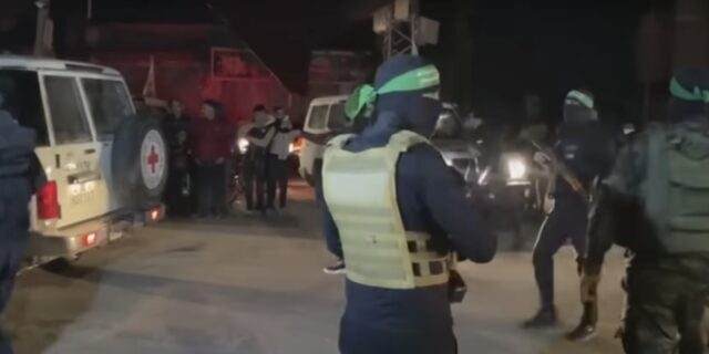 Israelul dezvăluie că unul dintre trupurile predate de Hamas nu aparținea unuia dintre ostaticii din Gaza