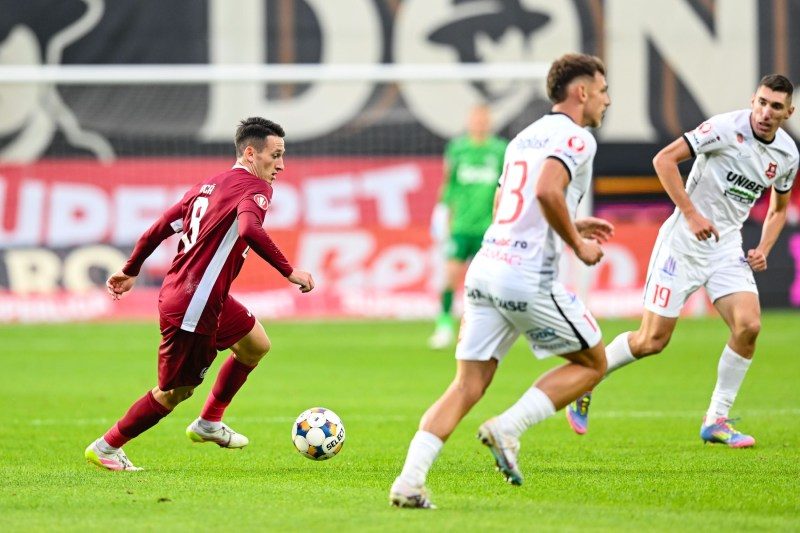 SuperLiga: Alin Fică semnează un nou contract cu CFR Cluj, respingând oferta Rapidului