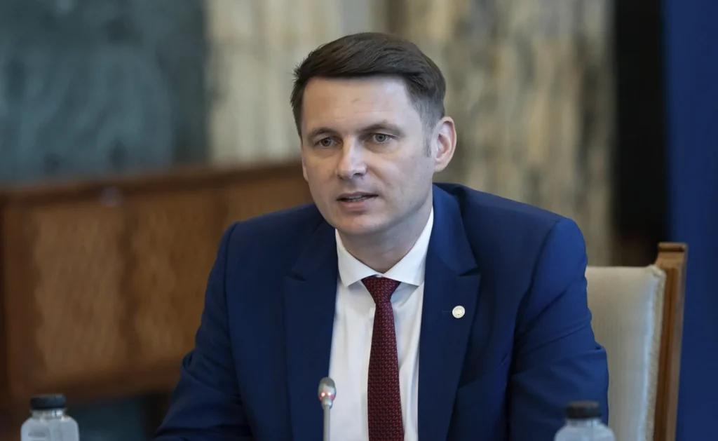 Comemorarea Victimelor Holocaustului: Apelul șefului Senatului la responsabilitate și combaterea discursului instigator