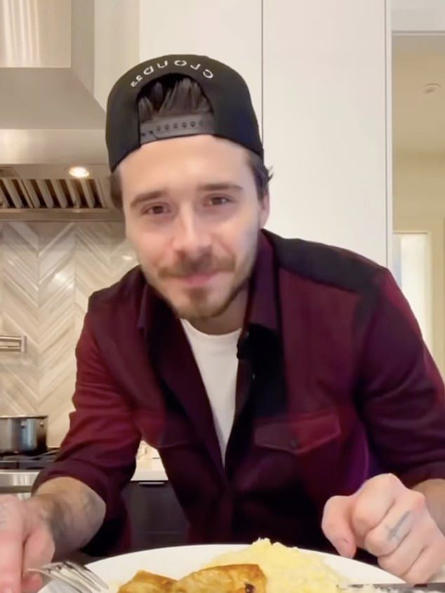 Brooklyn Beckham și relația lui complicată cu familia: de ce i-a blocat pe David și Victoria pe Instagram 1 De fapt, ei cred că el i-a blocat într-o mișcare care pare a fi un semn al 'completului său estrangement' de familie